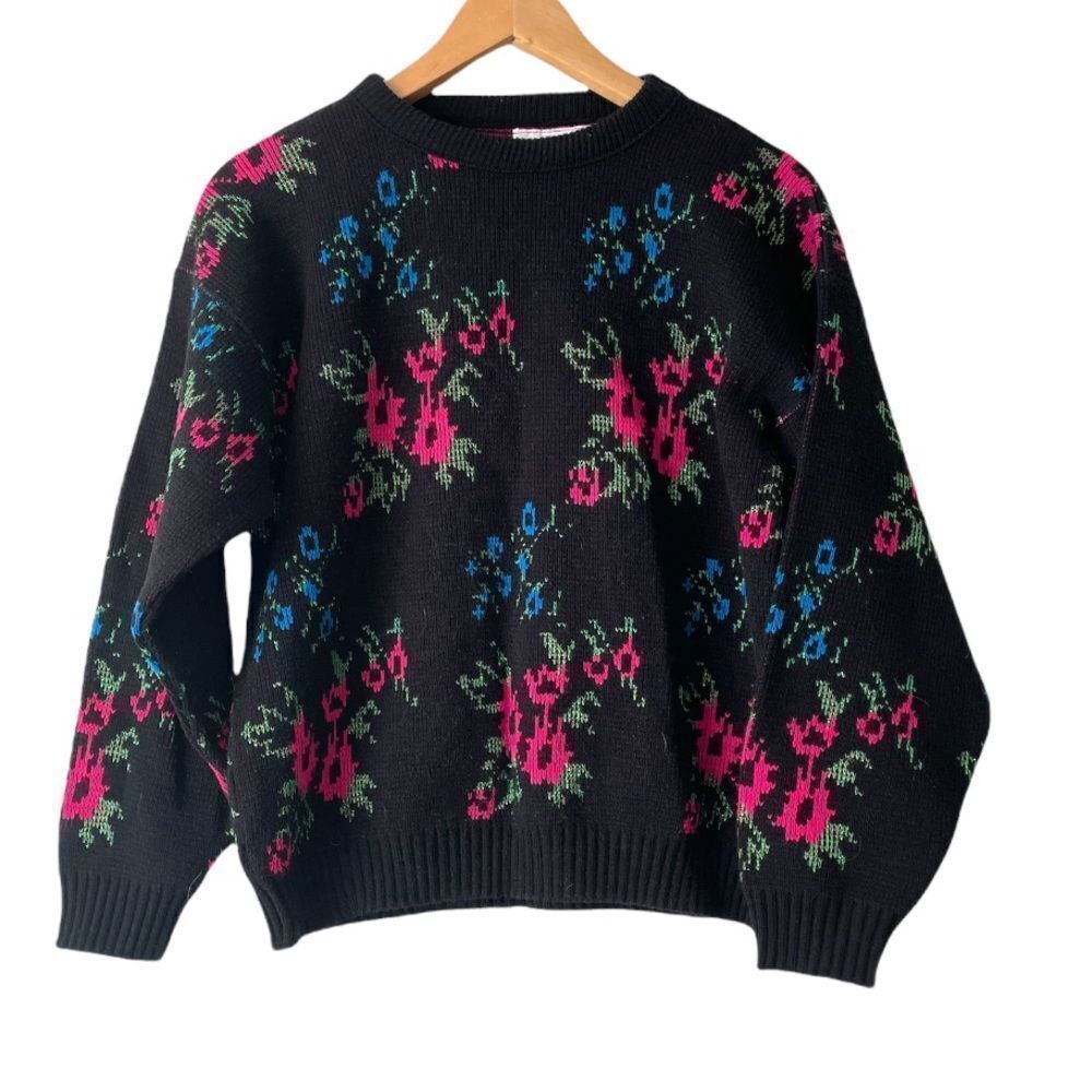vintage Le Rouge flower sweater size XS